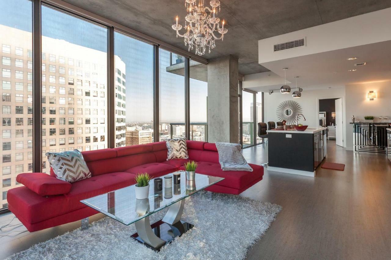 Urban Downtown La Floor To Ceiling Penthouse Apartment Los Angeles