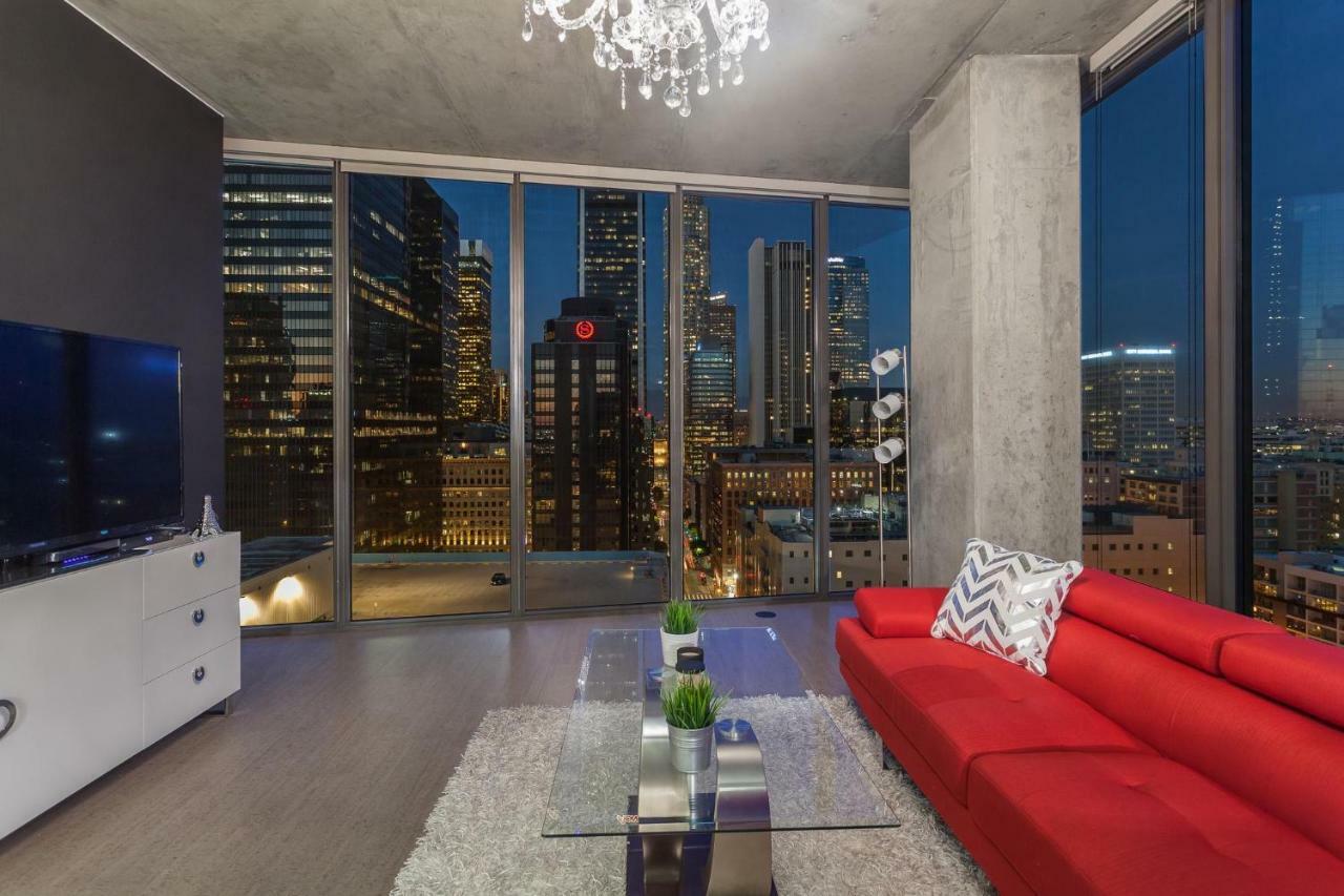 Urban Downtown La Floor To Ceiling Penthouse Apartment *
