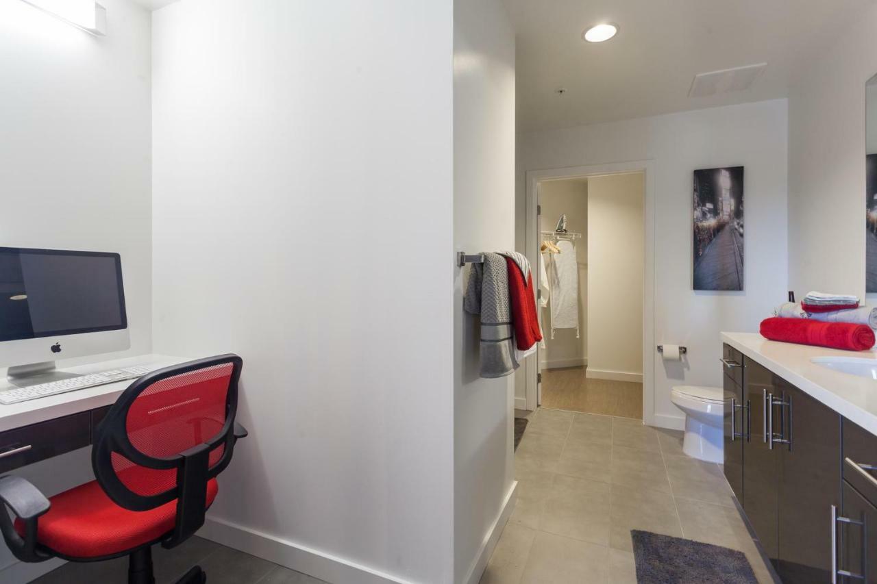 Urban Downtown La Floor To Ceiling Penthouse Apartment