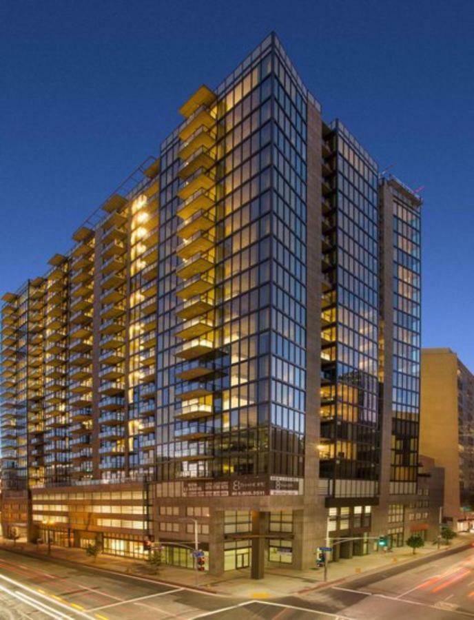 Urban Downtown La Floor To Ceiling Penthouse Apartment Los Angeles